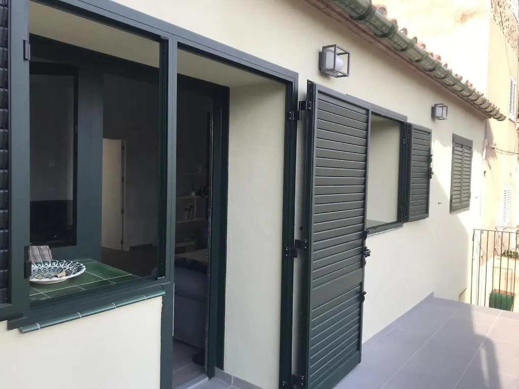 Encantadora Casa Rural Can Vidal contacts